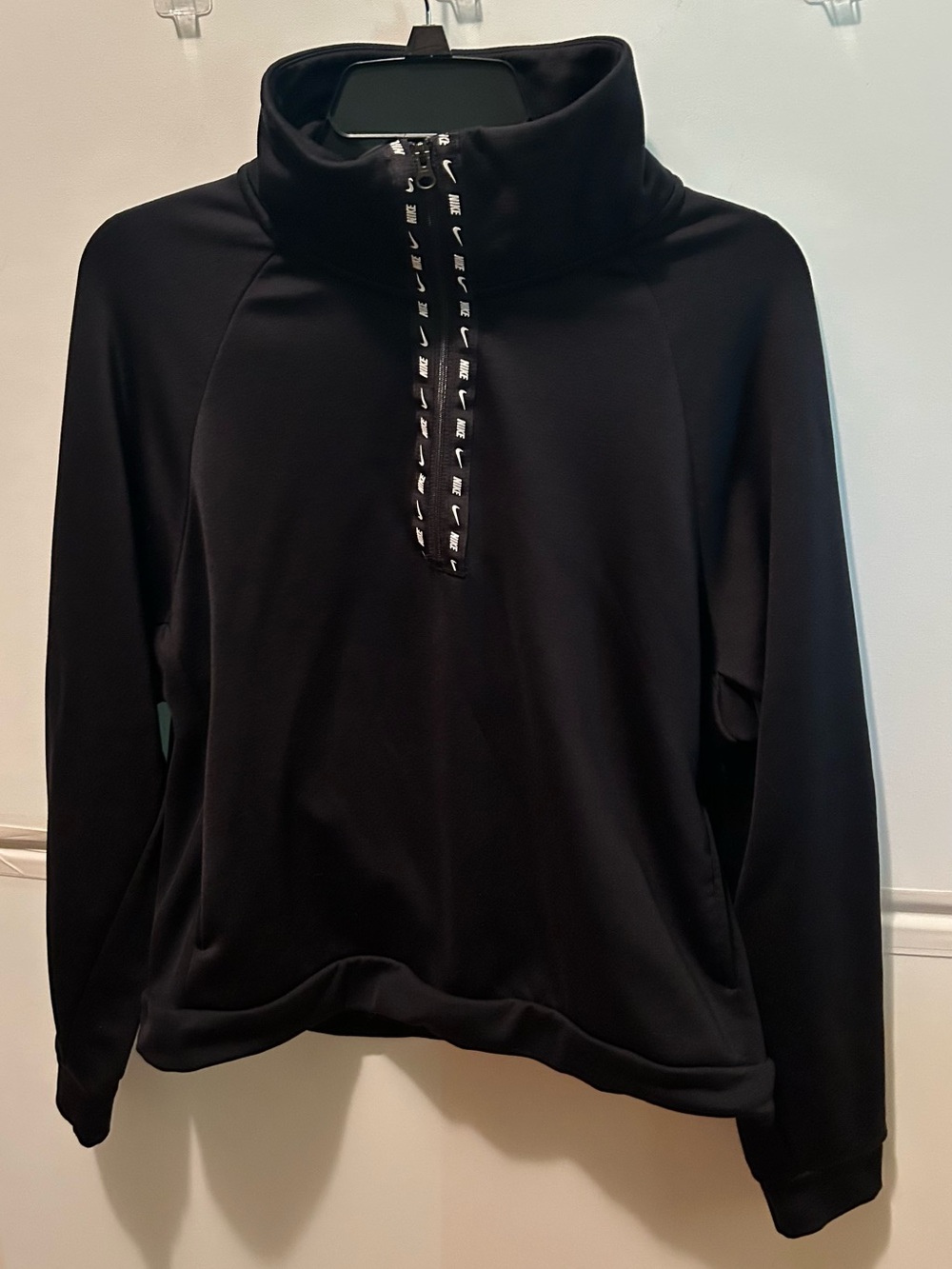 Nike Black Pullover Half-Zip Sweatshirt for women. M
